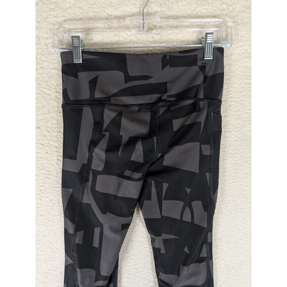 Under Armour Leggings Womens Small Ankle Capri Heat Gear Compression Gym Workout - Picture 12 of 14